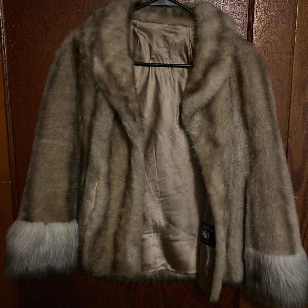 60s Vintage Regina Glenara by Glenoit faux fur stole cape